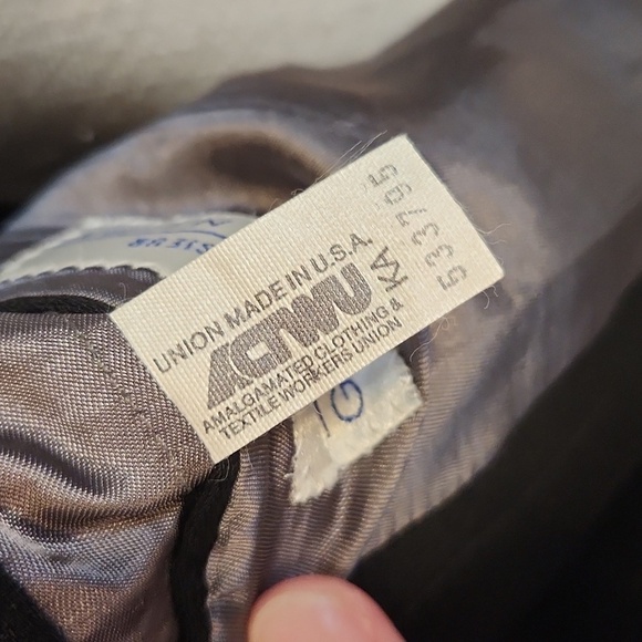 Vintage 90's Givenchy Monsieur made in USA union made black pinstripe suitbla… - Picture 8 of 8